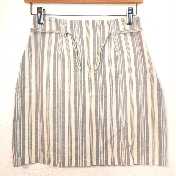 Mademoiselle Liberto Striped Beige and‎ Gray Women's French Mini Skirt, 38 - Picture 1 of 4